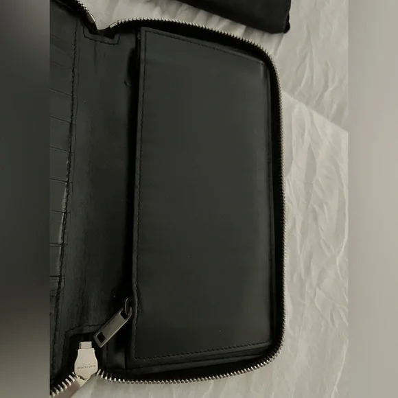 YSL Large Wallet - Picture 10 of 17